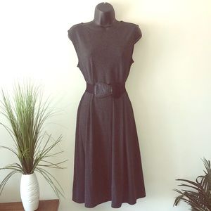 Uniqlo Women’s Lightweight Ponte Sleeveless Dress